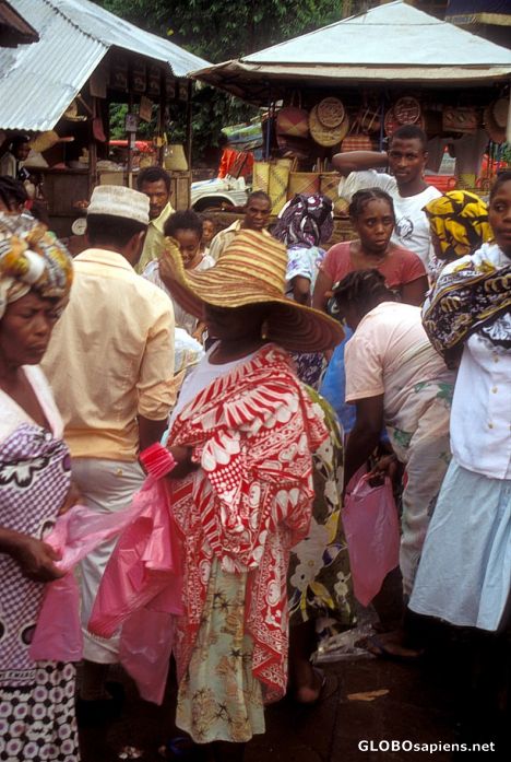 Market crowd