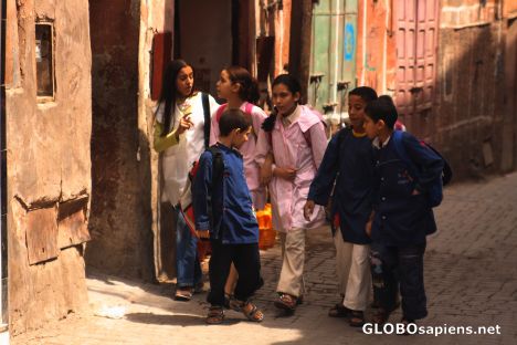 Postcard Schoolkids