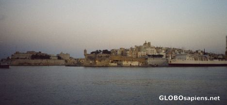 Postcard Valletta late in the evening
