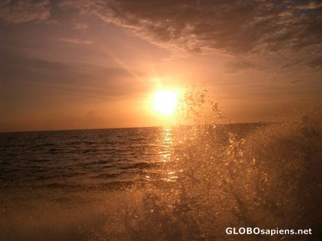 Postcard sea meets the sun
