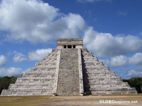 Postcard El Castillo (North side)