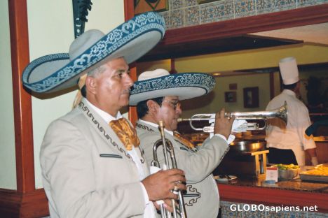 Postcard FOLK MUSICIANS