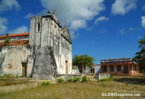 Postcard Ibo - Church