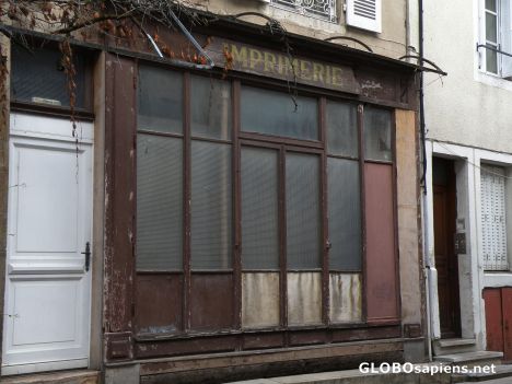 france mass media press no virtual