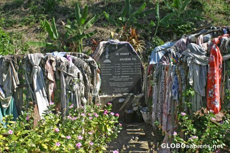 Postcard Tiendanite - Traditional Memorial to Djibaou