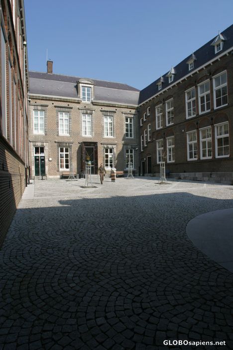 Postcard University Maastricht