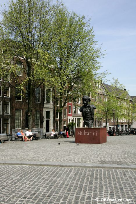 Postcard beeld Multatuli