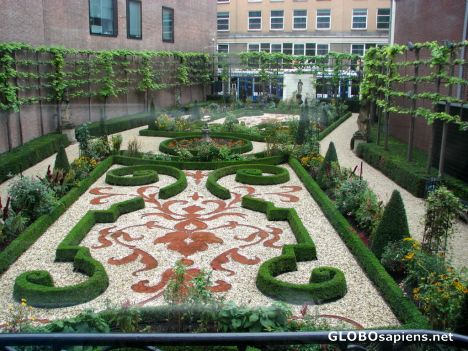 Postcard Garden, Willet-Holthuysen Museum