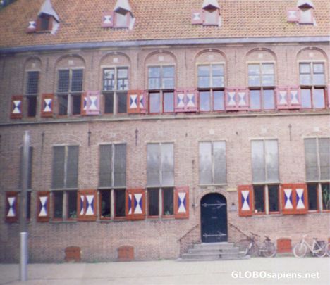 Postcard Shutters painted the color of the family, Zwolle
