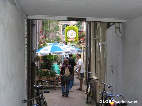 Postcard Hofje in A'dam