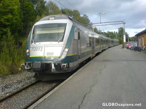 Postcard Røyken Station - Train approaching