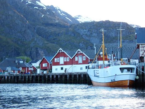 Postcard docking fisherboat