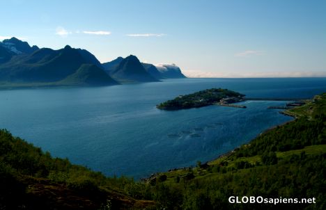 Postcard Sjotun - a perfect landscape