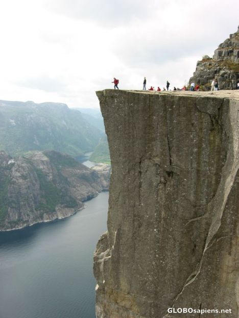Postcard The edge of Preikestolen