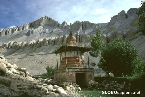Postcard Chorten in Tsarang
