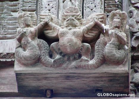 Postcard Wood carvings 1