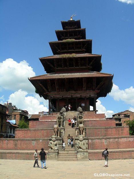 Postcard Nyatapola Mandir 1