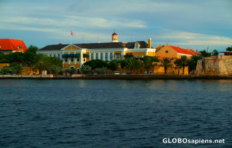 Postcard Willemstad, Curacao - new government office
