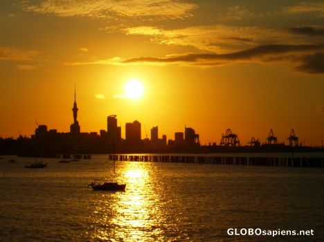 Postcard auckland - the end of the day