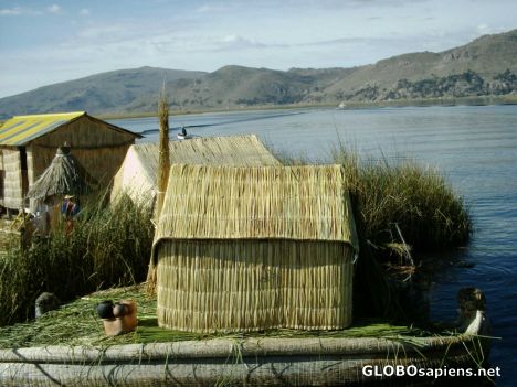 Postcard The little house on the lake