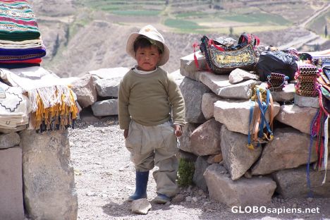 Postcard Niño en puno