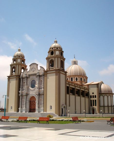 Catedral, of New Chimbote