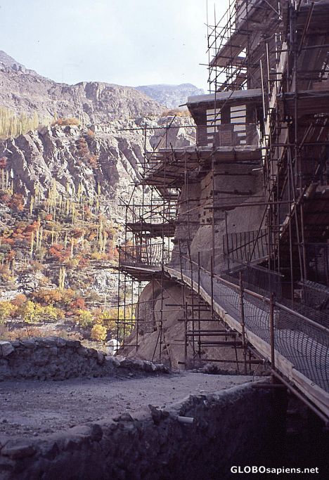 Postcard Pakistan 2008, Karimabad, Altit Fort, Restoration