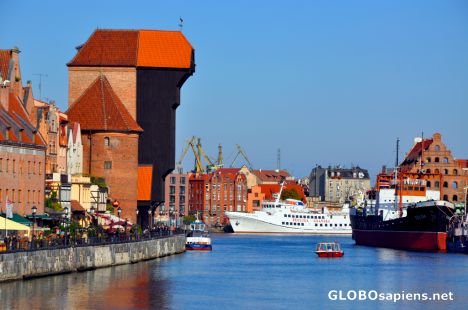 Postcard Gdansk (PL) - Dlugie Nabrzeze river front