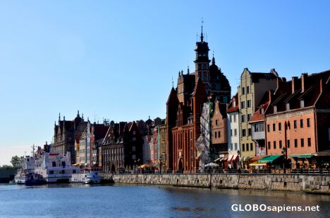 Postcard Gdansk (PL) - Dlugie Nabrzeze from the Lead Isle