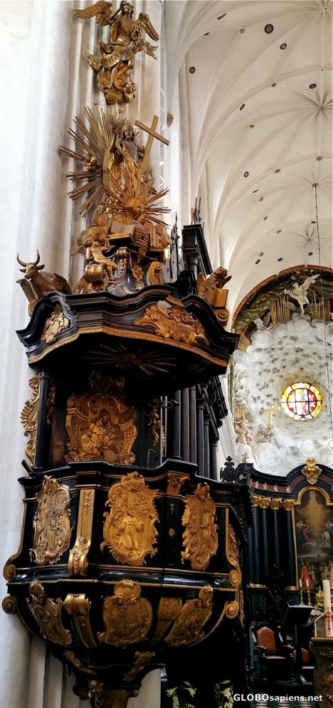 Postcard Baroque pulpit
