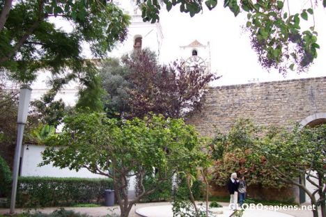 Postcard Castle garden 2