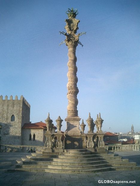 Postcard Cross in front of the Cathedral