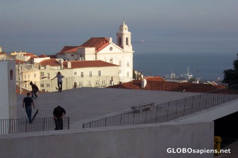 Postcard Skating in Alfama