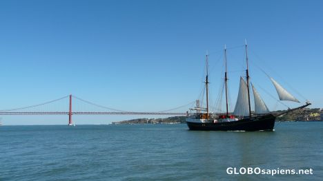 Postcard Sailing down the Tagus 1