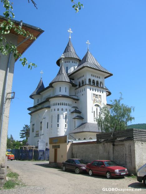 Postcard New church in Gura Humorului