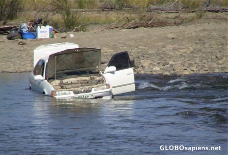 Postcard Broken in the ford - Yakutia