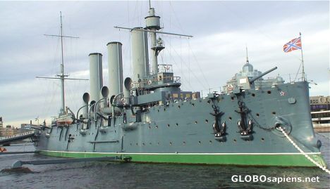 Postcard Famous Aurora battleship