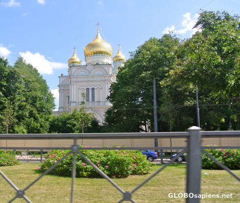 Postcard Saint Petersburg - Small church