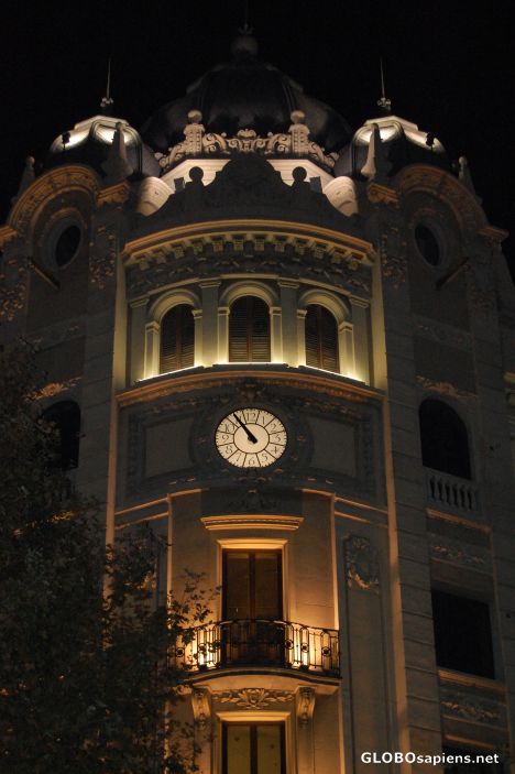 Postcard Barcelona in the dark.