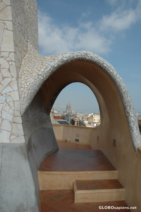 Postcard Casa Mila - La Pedrera.