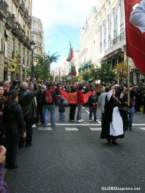Postcard Men with flags