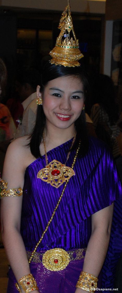 Postcard Thai lady