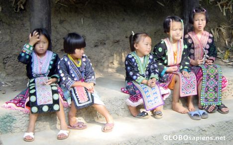 Postcard Mea Sa Valley Hill Tribe Children
