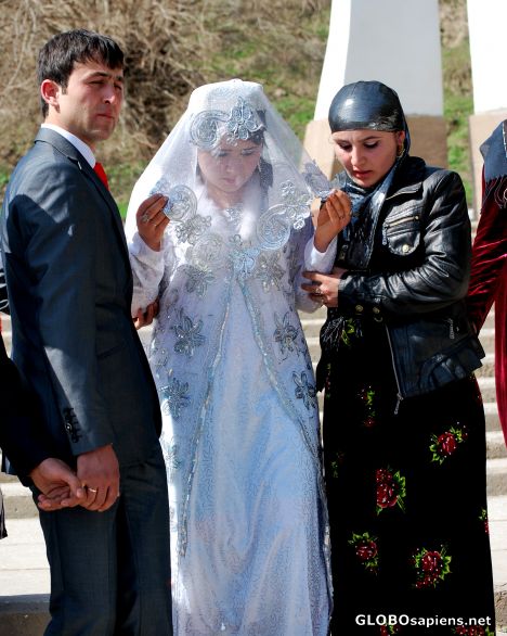Postcard Leading the bride