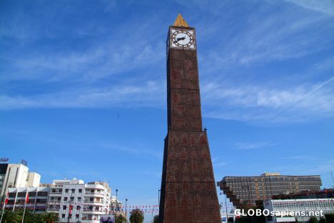 Postcard Tunis (TN) - Place 7 Novembre in the morning