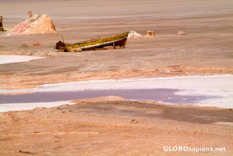 Postcard Chott el Jerid (TN) - vessel waiting