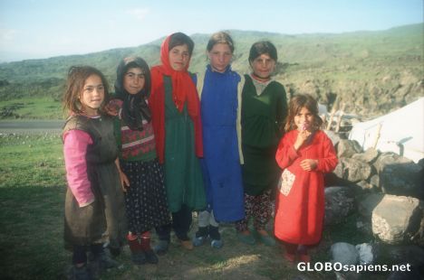 Postcard Nomad girls