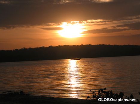 Postcard Sunset over Victoria Lake.