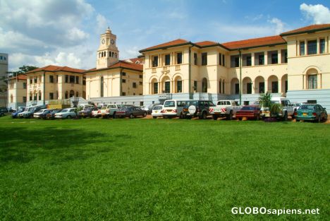 Postcard Kampala - The High Court