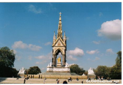 Postcard Monument